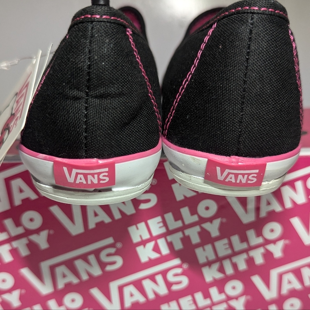 Vans Kalani (Hello Kitty) Black/Magenta Slip - on Sneakers Women's Size 5 - Picture 5 of 9